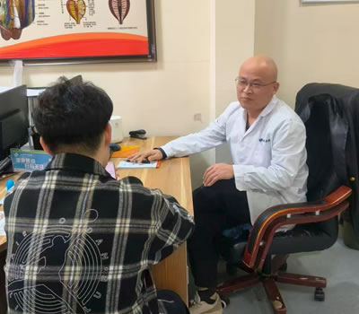 聊城市|男科医师高朋磊：守护男性健康，专业男科诊疗